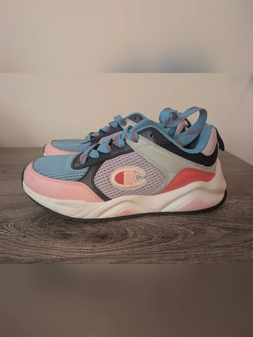 Champion Women's Pastel Colorblock Sneakers Size 8